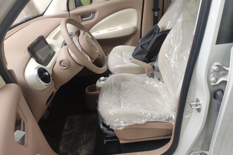 Used Wuling Hongguang MINIEV 2025 Four-Door Version Advanced Edition Left Front Seat