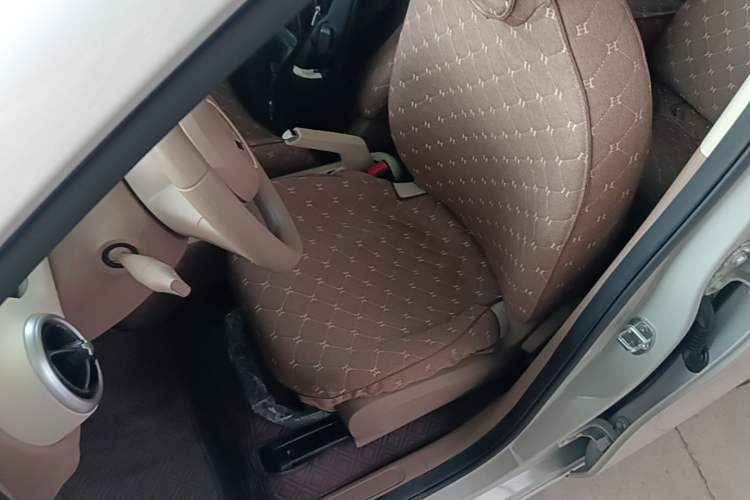 Used Wuling Hongguang MINIEV 2025 Four-Door Version Advanced Edition Left Front Seat