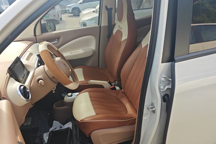 Used Wuling Hongguang MINIEV 2025 Four-Door Version Advanced Edition Left Front Seat