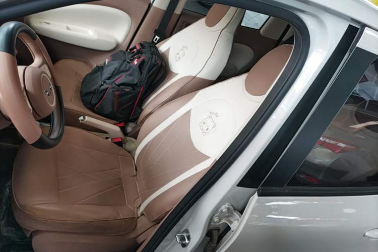 Used Wuling Hongguang MINIEV 2025 Four-Door Version Premium Edition Left Front Seat
