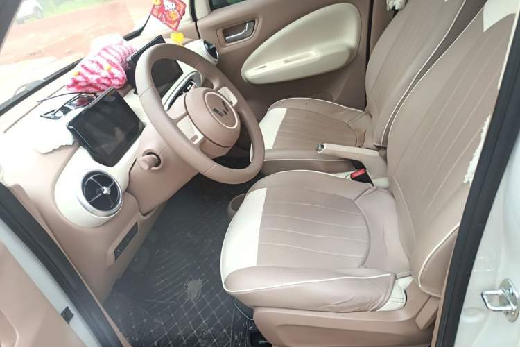 Used Wuling Hongguang MINIEV 2025 Four-Door Version Advanced Edition Left Front Seat