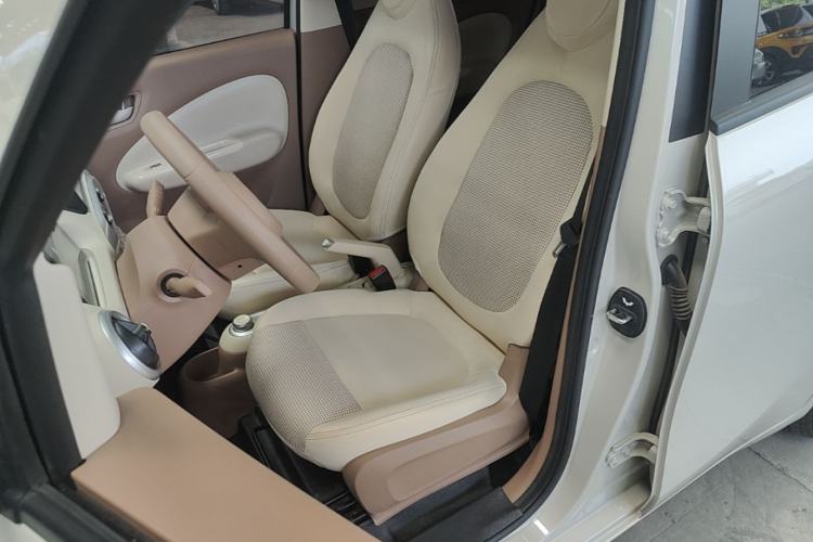 Used Wuling Hongguang MINIEV 2025 Four-Door Version Advanced Edition Left Front Seat