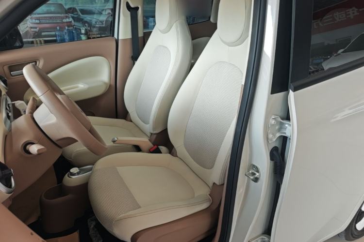 Used Wuling Hongguang MINIEV 2025 Four-Door Version Advanced Edition Left Front Seat