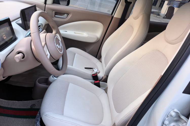Used Wuling Hongguang MINIEV 2025 Four-Door Version Premium Edition Left Front Seat