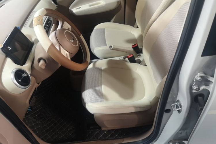 Used Wuling Hongguang MINIEV 2025 Four-Door Version Advanced Edition Left Front Seat