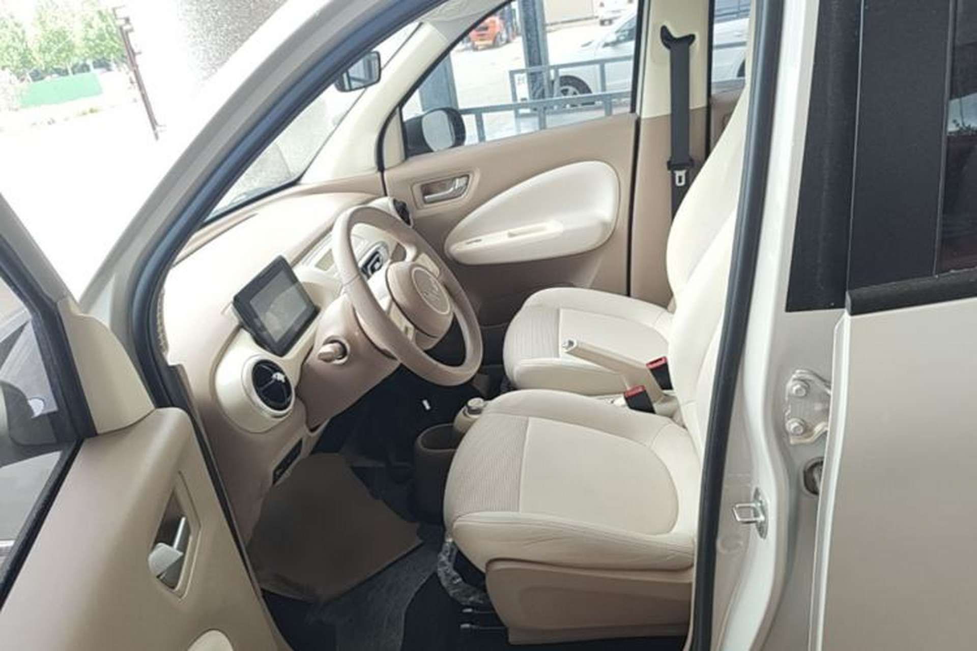 Used Wuling Hongguang MINIEV 2025 Four-Door Version Advanced Edition Left Front Seat