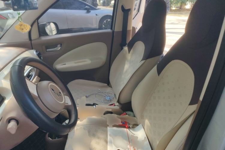 Used Wuling Hongguang MINIEV 2025 Four-Door Version Advanced Edition Left Front Seat