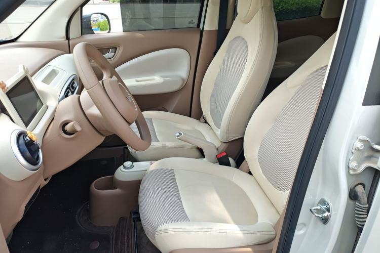 Used Wuling Hongguang MINIEV 2025 Four-Door Version Advanced Edition Left Front Seat
