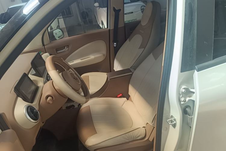 Used Wuling Hongguang MINIEV 2025 Four-Door Version Zhenxiang+ Edition Left Front Seat