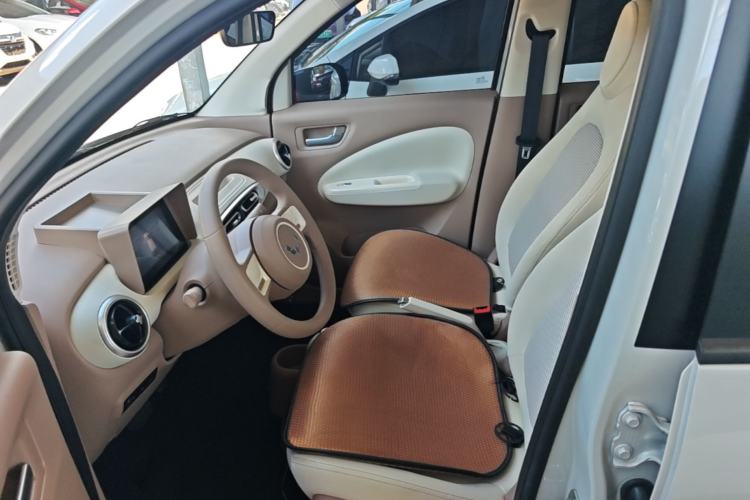 Used Wuling Hongguang MINIEV 2025 Four-Door Version Advanced Edition Left Front Seat