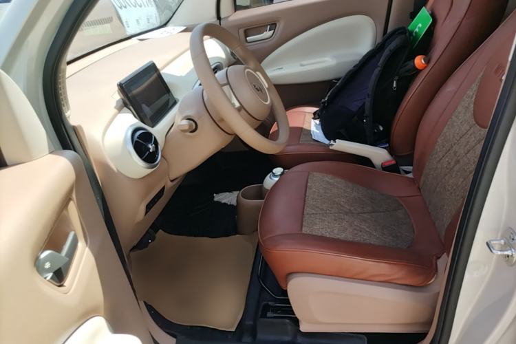 Used Wuling Hongguang MINIEV 2025 Four-Door Version Advanced Edition Left Front Seat