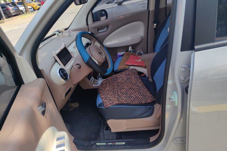 Used Wuling Hongguang MINIEV 2025 Four-Door Version Advanced Edition Left Front Seat