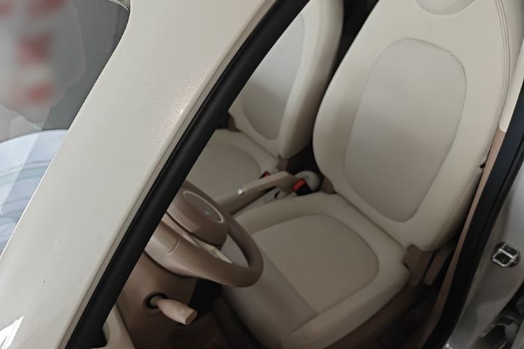 Used Wuling Hongguang MINIEV 2025 Four-Door Version Advanced Edition Left Front Seat