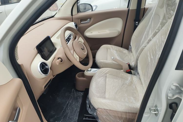 Used Wuling Hongguang MINIEV 2025 Four-Door Version Advanced Edition Left Front Seat