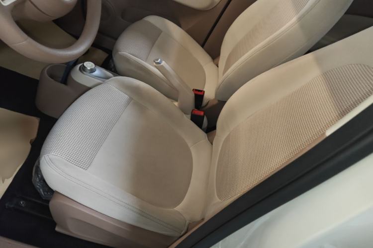 Used Wuling Hongguang MINIEV 2025 Four-Door Version Advanced Edition Left Front Seat
