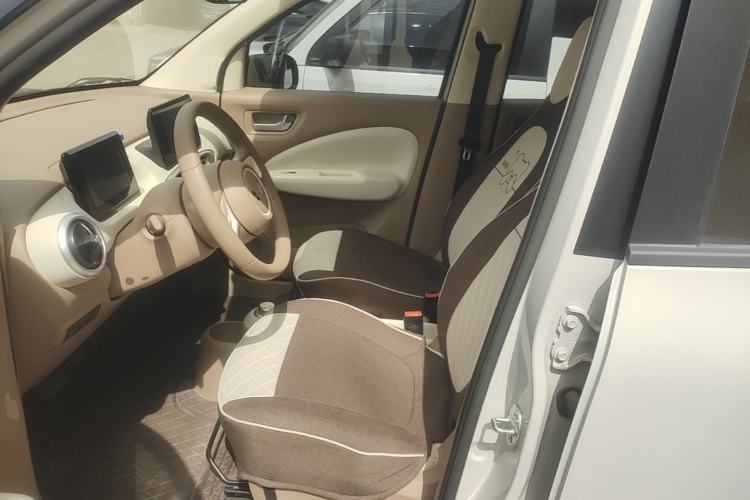 Used Wuling Hongguang MINIEV 2025 Four-Door Version Zhenxiang+ Edition Left Front Seat