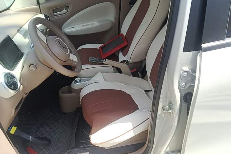 Used Wuling Hongguang MINIEV 2025 Four-Door Version Advanced Edition Left Front Seat