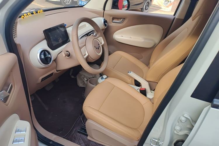 Used Wuling Hongguang MINIEV 2025 Four-Door Version Advanced Edition Left Front Seat