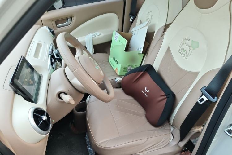 Used Wuling Hongguang MINIEV 2025 Four-Door Version Advanced Edition Left Front Seat