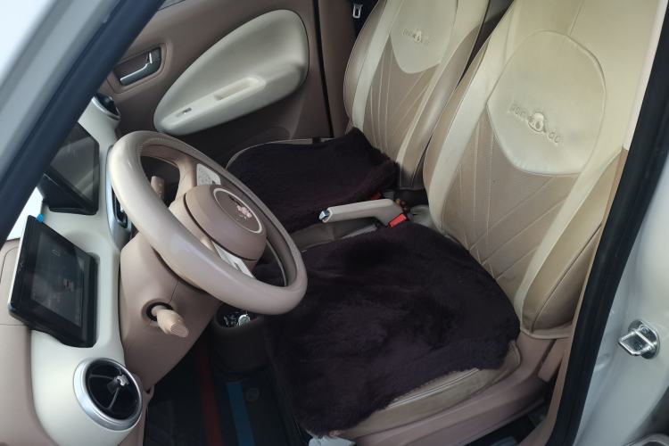 Used Wuling Hongguang MINIEV 2025 Four-Door Version Advanced Edition Left Front Seat