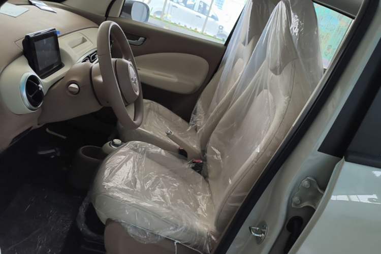 Used Wuling Hongguang MINIEV 2025 Four-Door Version Advanced Edition Left Front Seat