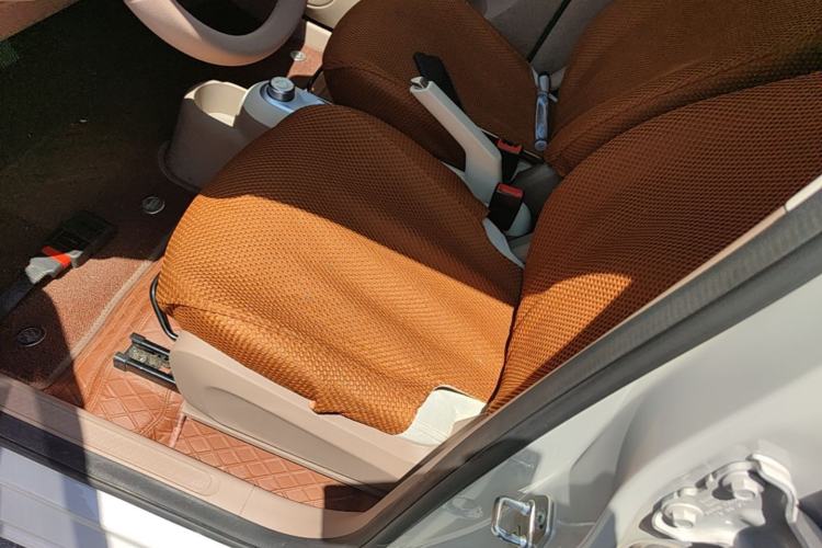 Used Wuling Hongguang MINIEV 2025 Four-Door Version Advanced Edition Left Front Seat