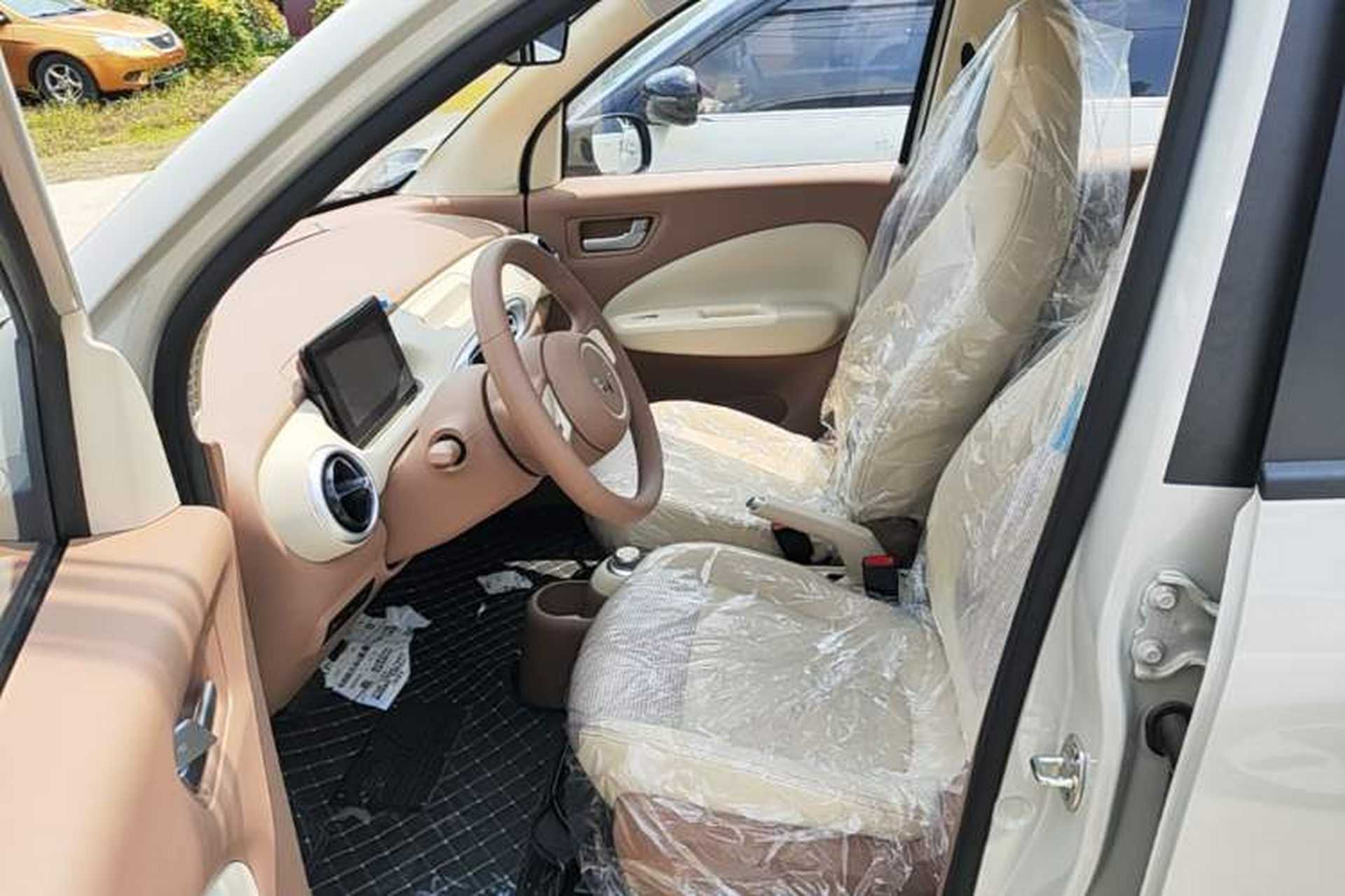 Used Wuling Hongguang MINIEV 2025 Four-Door Version Advanced Edition Left Front Seat