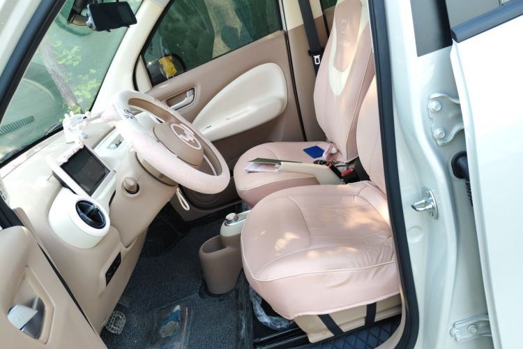 Used Wuling Hongguang MINIEV 2025 Four-Door Version Advanced Edition Left Front Seat