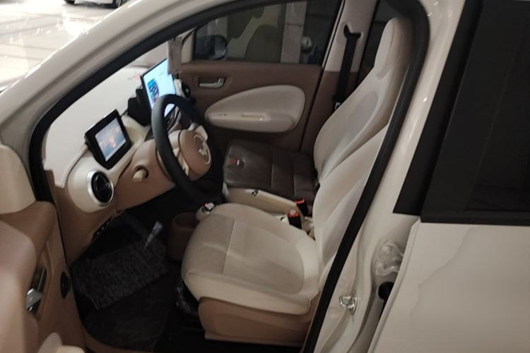 Used Wuling Hongguang MINIEV 2025 Four-Door Version Advanced Edition Left Front Seat