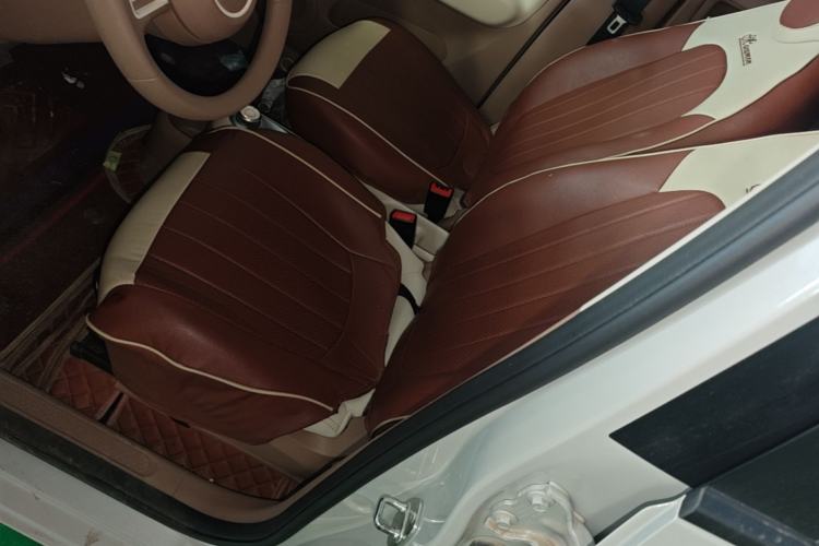 Used Wuling Hongguang MINIEV 2025 Four-Door Version Premium Edition Left Front Seat