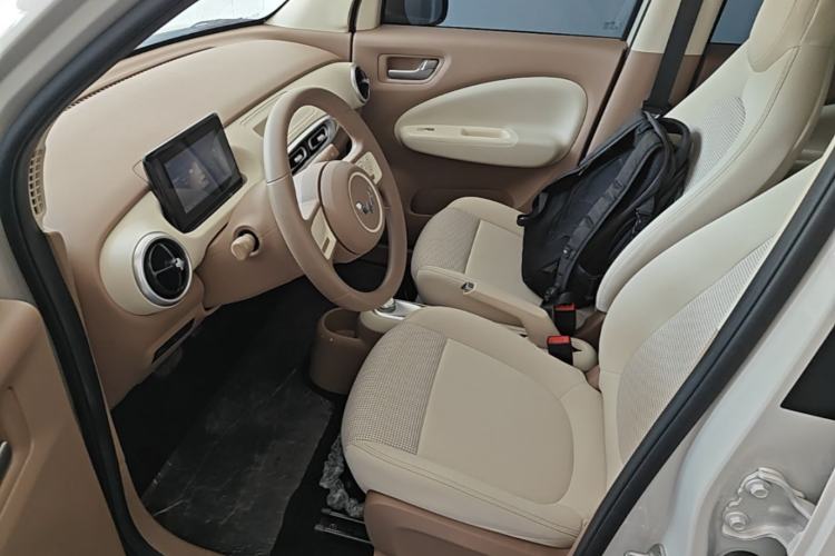 Used Wuling Hongguang MINIEV 2025 Four-Door Version Advanced Edition Left Front Seat
