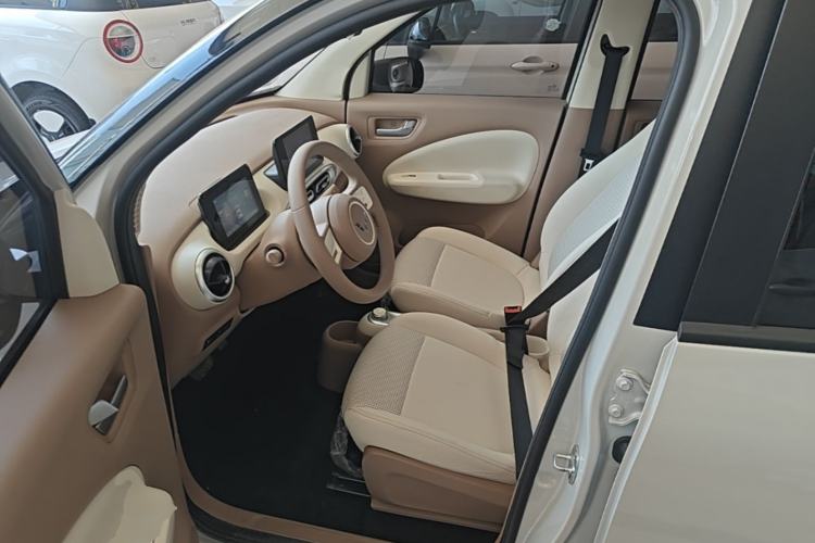 Used Wuling Hongguang MINIEV 2025 Four-Door Version Zhenxiang+ Edition Left Front Seat