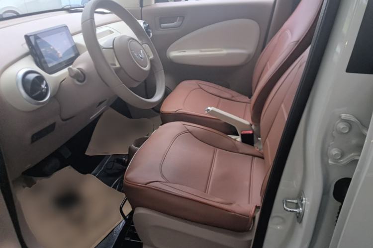 Used Wuling Hongguang MINIEV 2025 Four-Door Version Advanced Edition Left Front Seat