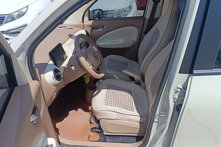 Used Wuling Hongguang MINIEV 2025 Four-Door Version Advanced Edition Left Front Seat