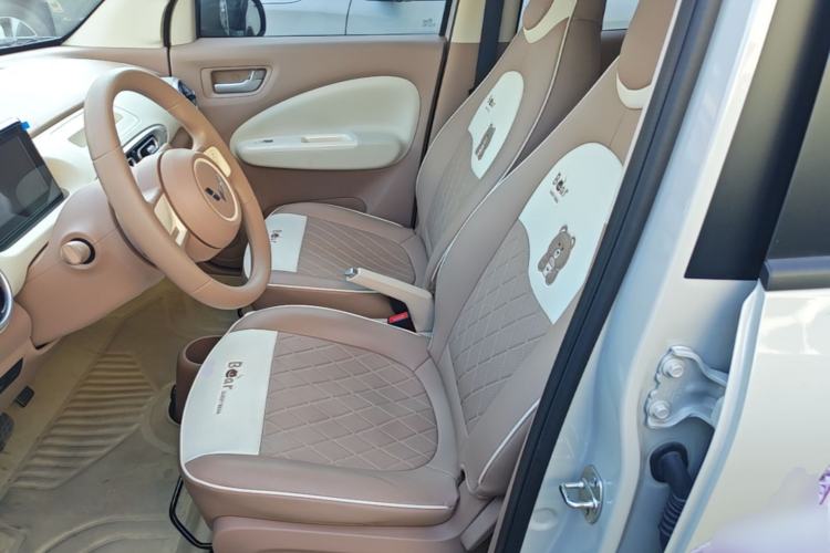 Used Wuling Hongguang MINIEV 2025 Four-Door Version Advanced Edition Left Front Seat