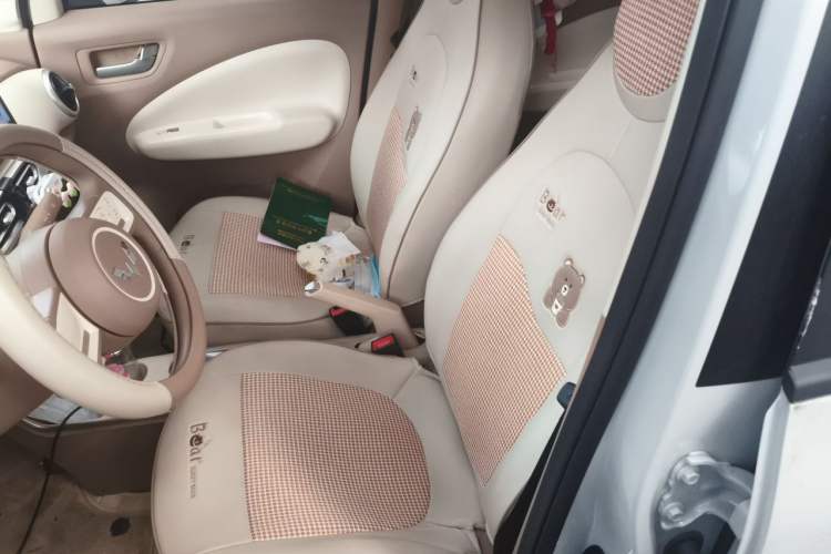 Used Wuling Hongguang MINIEV 2025 Four-Door Version Advanced Edition Left Front Seat