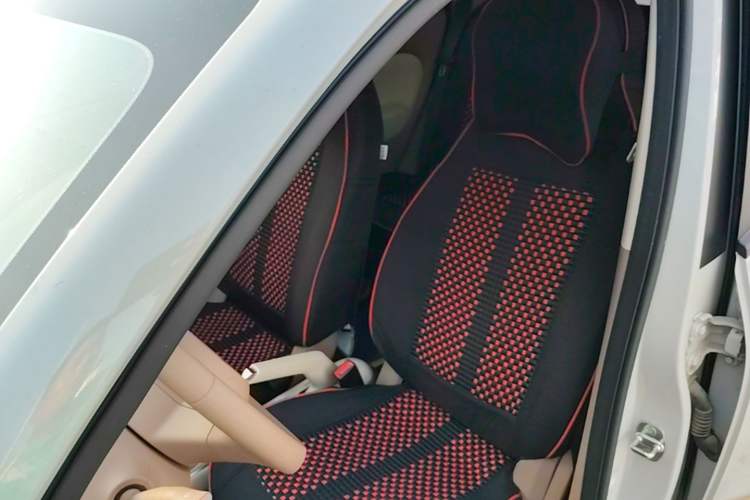 Used Wuling Hongguang MINIEV 2025 Four-Door Version Advanced Edition Left Front Seat