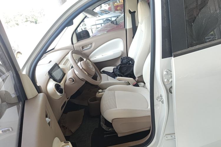 Used Wuling Hongguang MINIEV 2025 Four-Door Version Advanced Edition Left Front Seat