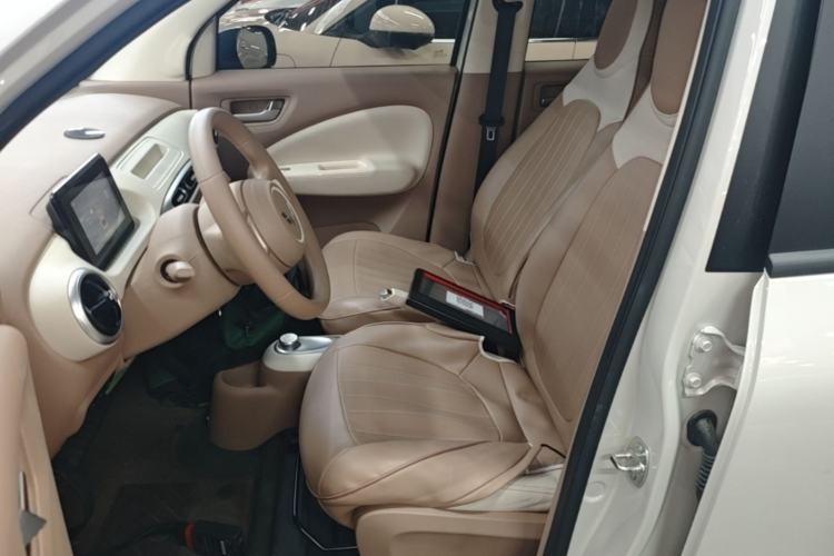Used Wuling Hongguang MINIEV 2025 Four-Door Version Premium Edition Left Front Seat