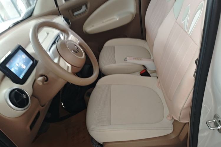 Used Wuling Hongguang MINIEV 2025 Four-Door Version Advanced Edition Left Front Seat