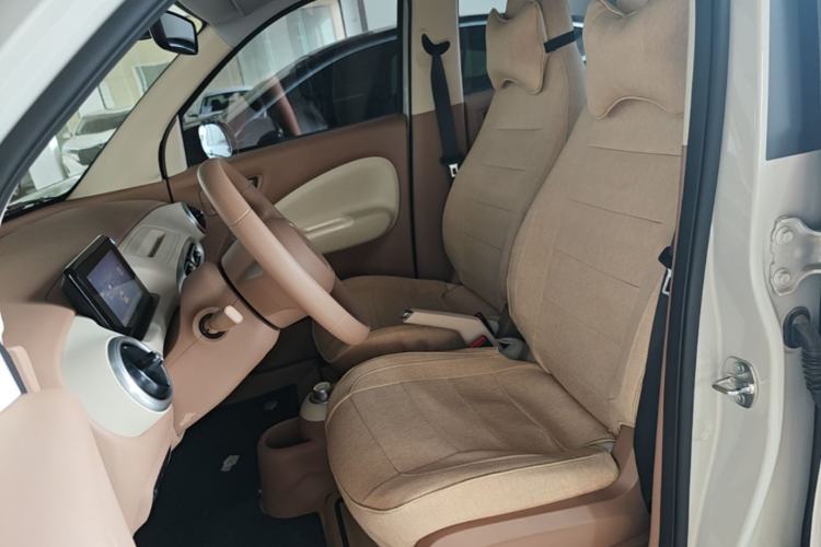 Used Wuling Hongguang MINIEV 2025 Four-Door Version Advanced Edition Left Front Seat