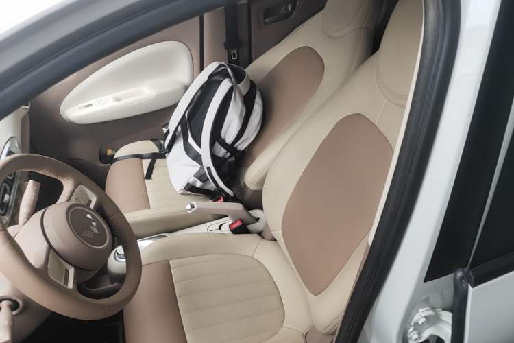 Used Wuling Hongguang MINIEV 2025 Four-Door Version Advanced Edition Left Front Seat