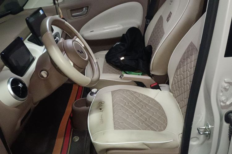 Used Wuling Hongguang MINIEV 2025 Four-Door Version Premium Edition Left Front Seat