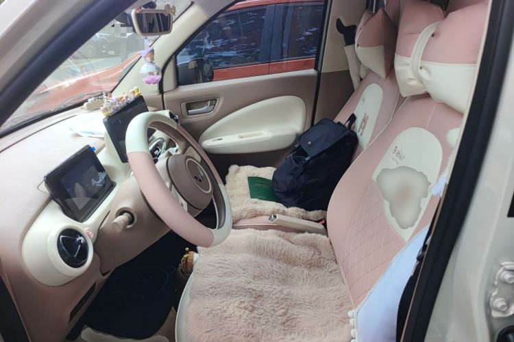 Used Wuling Hongguang MINIEV 2025 Four-Door Version Advanced Edition Left Front Seat