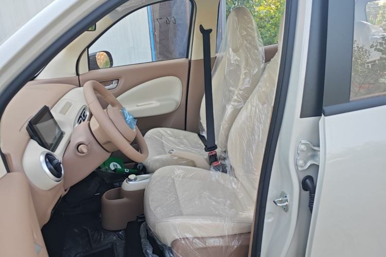 Used Wuling Hongguang MINIEV 2025 Four-Door Version Advanced Edition Left Front Seat