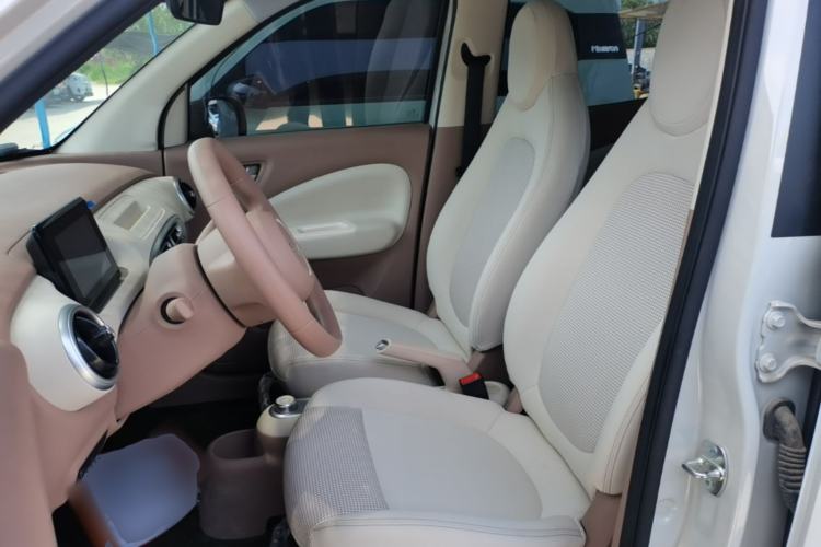 Used Wuling Hongguang MINIEV 2025 Four-Door Version Advanced Edition Left Front Seat