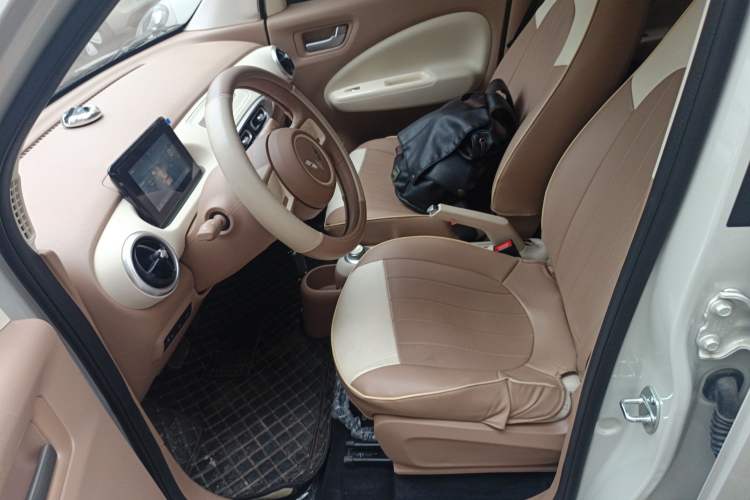 Used Wuling Hongguang MINIEV 2025 Four-Door Version Advanced Edition Left Front Seat