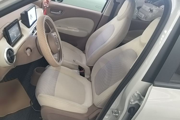 Used Wuling Hongguang MINIEV 2025 Four-Door Version Premium Edition Left Front Seat