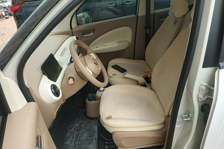 Used Wuling Hongguang MINIEV 2025 Four-Door Version Advanced Edition Left Front Seat