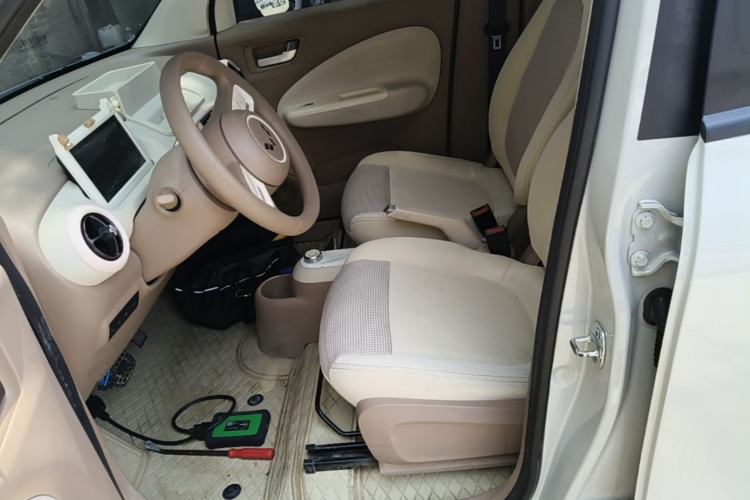 Used Wuling Hongguang MINIEV 2025 Four-Door Version Advanced Edition Left Front Seat